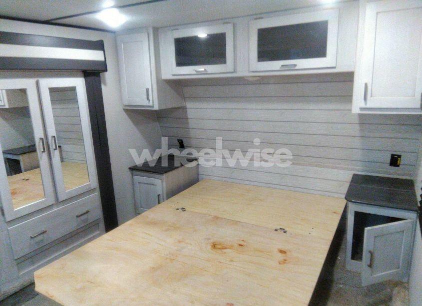 Photo 8 of 2022 Keystone 32ft SPRINTER (VIN 4YDFSTP26N1531344)