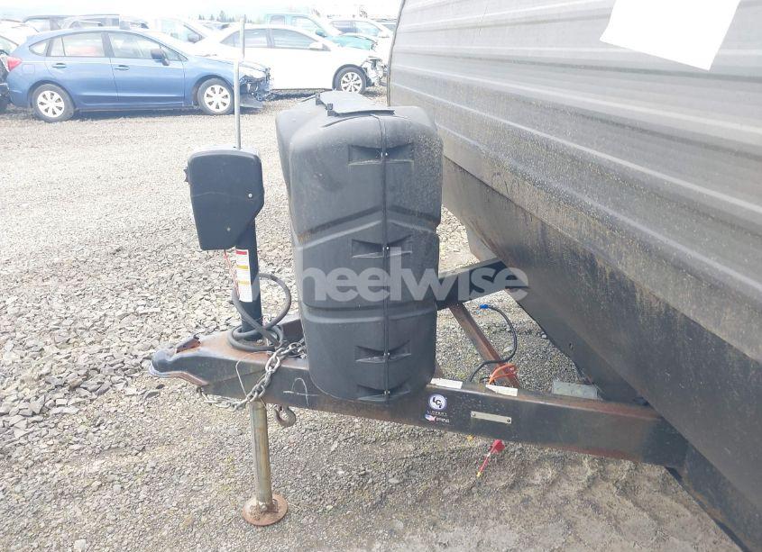 Photo 16 of 2019 Dutchmen Other (VIN 4YDT19021KY923718)