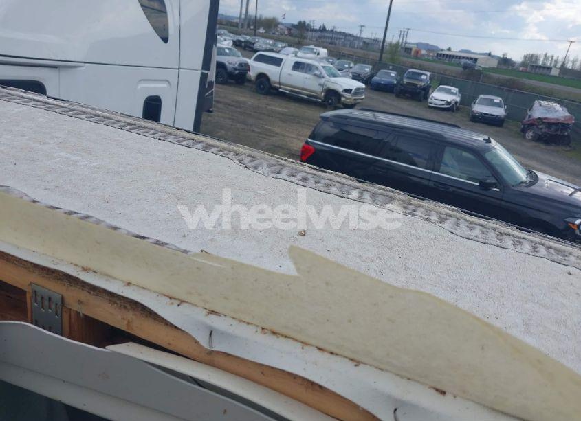 Photo 19 of 2019 Dutchmen Other (VIN 4YDT19021KY923718)