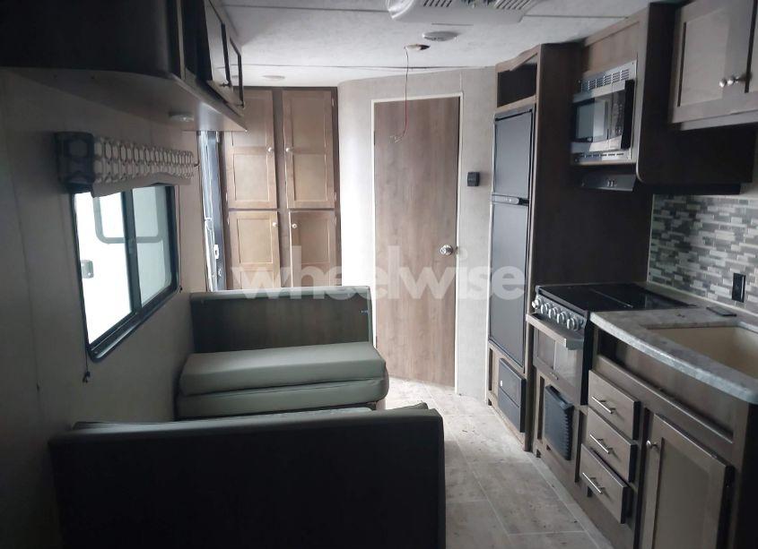 Photo 8 of 2019 Dutchmen Other (VIN 4YDT19021KY923718)