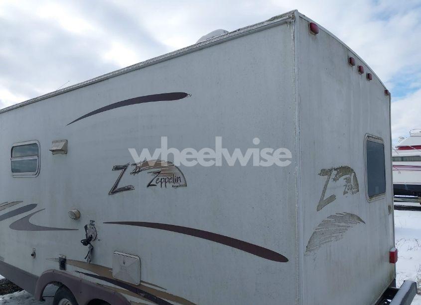 Photo 3 of 2005 Zeppelin Trailver COACH (VIN 4YDT191285L609080)