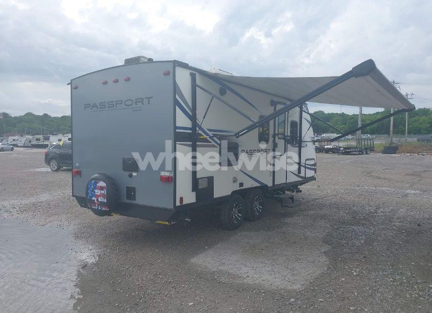 Photo 4 of 2020 Keystone Springdale 199ML (VIN 4YDT19925LK414061)