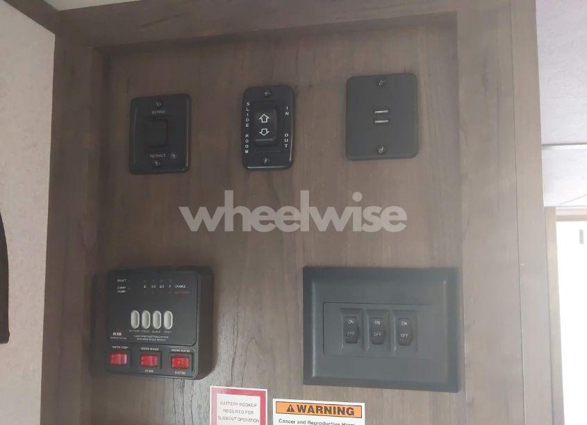 Photo 7 of 2020 Keystone Springdale 199ML (VIN 4YDT19925LK414061)