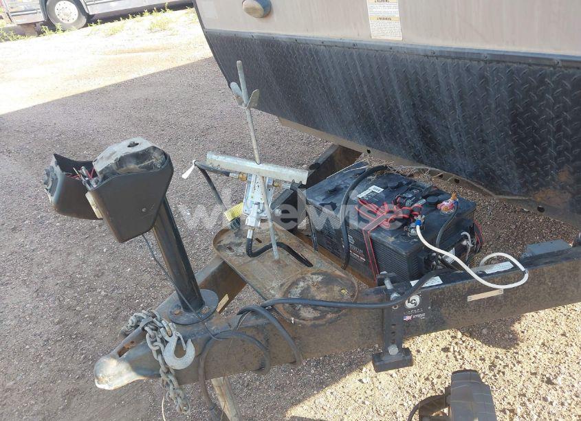 Photo 10 of 2016 Keystone Cougar (VIN 4YDT19R21GC502346)