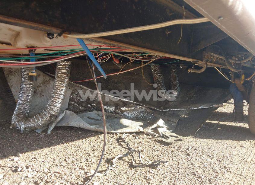 Photo 6 of 2016 Keystone Cougar (VIN 4YDT19R21GC502346)