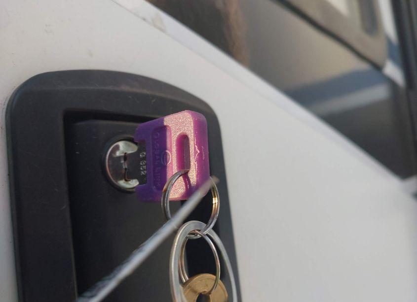 Photo 11 of 2019 Keys Passport T (VIN 4YDT24027KK413067)