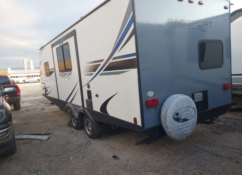 Photo 3 of 2019 Keys Passport T (VIN 4YDT24027KK413067)