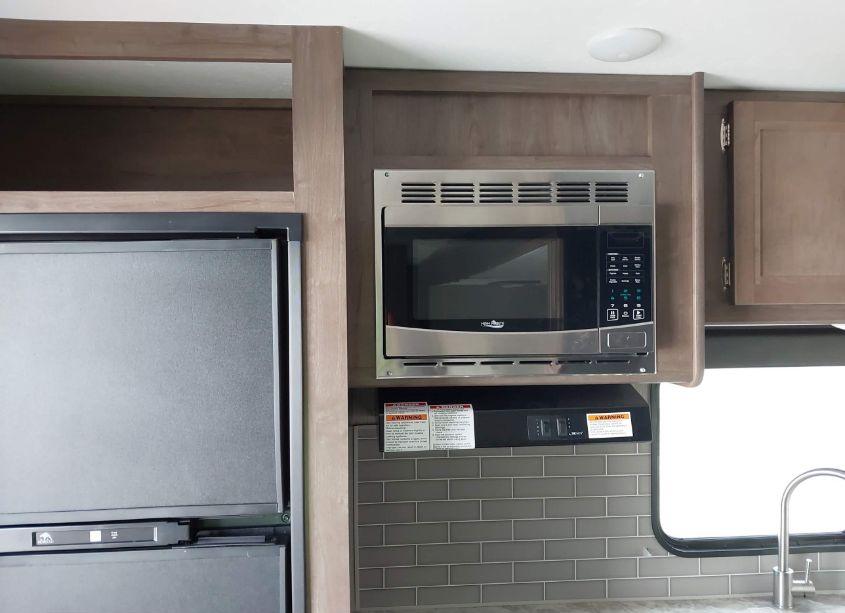 Photo 7 of 2019 Coleman Travel TRLR (VIN 4YDT2452XKH934631)