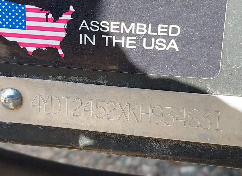 Photo 9 of 2019 Coleman Travel TRLR (VIN 4YDT2452XKH934631)