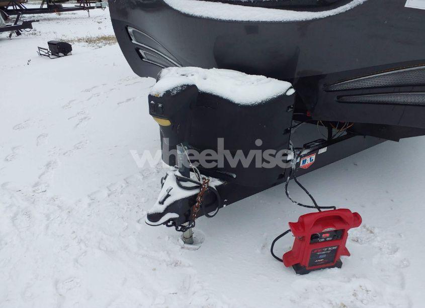 Photo 7 of 2019 Keystone Bullet PREMIER 26 RBPR (VIN 4YDT26R29KD433274)