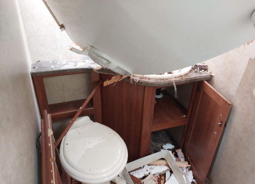 Photo 14 of 2013 Keystone Other (VIN 4YDT27R24DC507442)