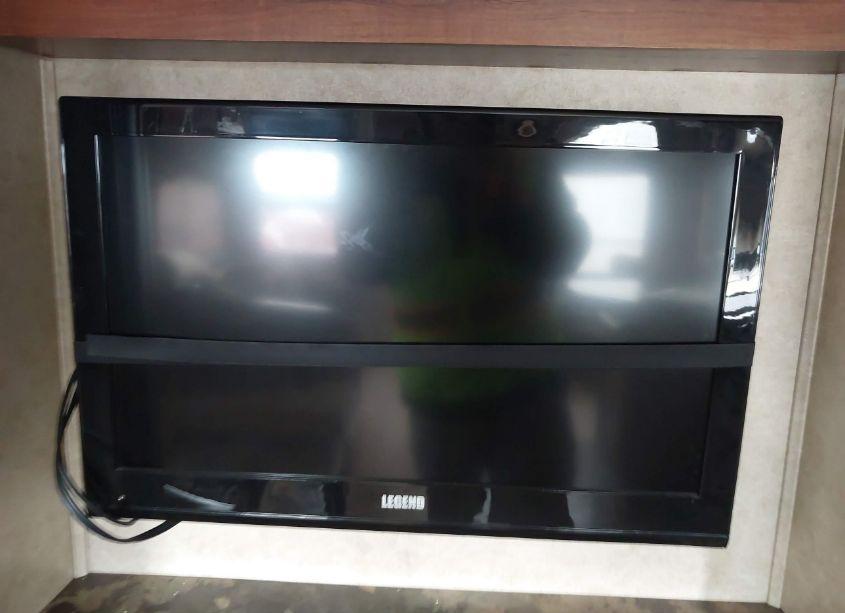 Photo 18 of 2013 Keystone Other (VIN 4YDT27R24DC507442)