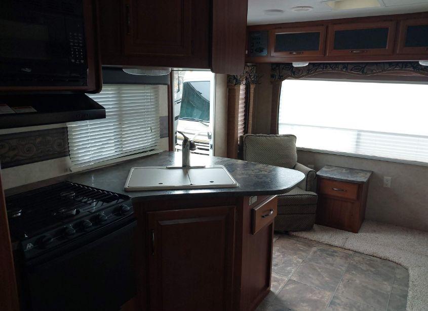 Photo 8 of 2013 Keystone Other (VIN 4YDT27R24DC507442)