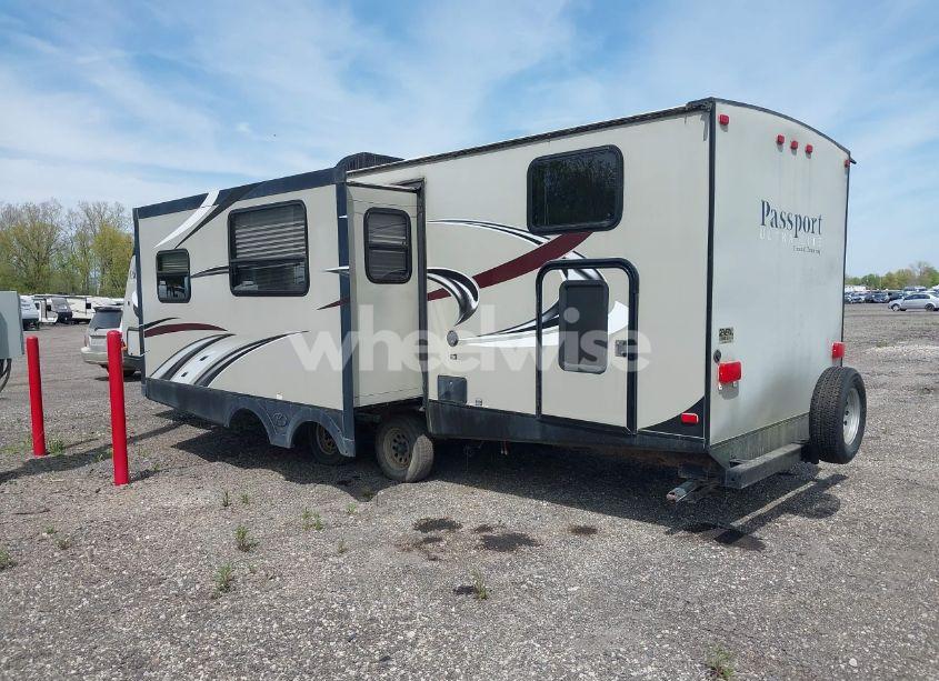 Photo 3 of 2015 Keystone Other (VIN 4YDT29221FT410563)