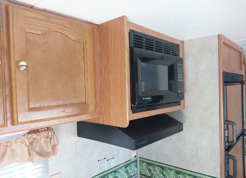 Photo 7 of 2004 Keystone Springdale N/A (VIN 4YDT295234C109754)