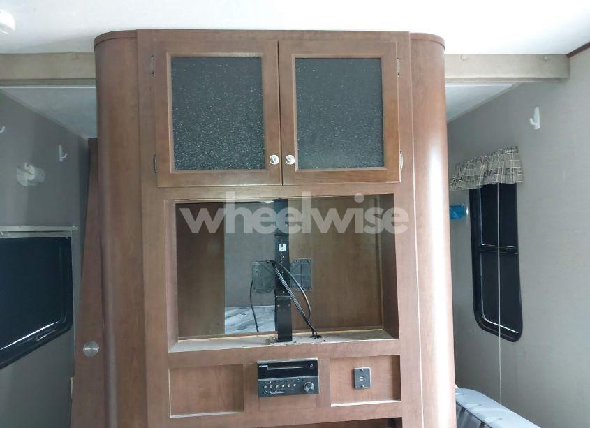 Photo 13 of 2017 Keystone Other (VIN 4YDT29B28H7209223)