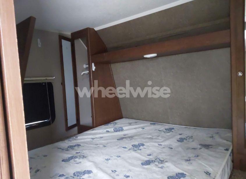 Photo 5 of 2017 Keystone Other (VIN 4YDT29B28H7209223)