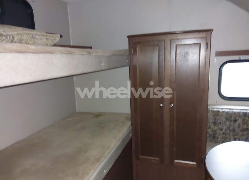 Photo 8 of 2017 Keystone Other (VIN 4YDT29B28H7209223)