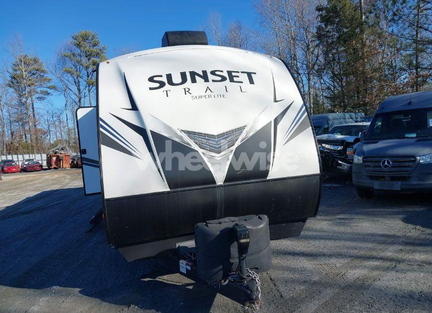 Photo 6 of 2019 Crossroads Other (VIN 4YDT33120K5351869)