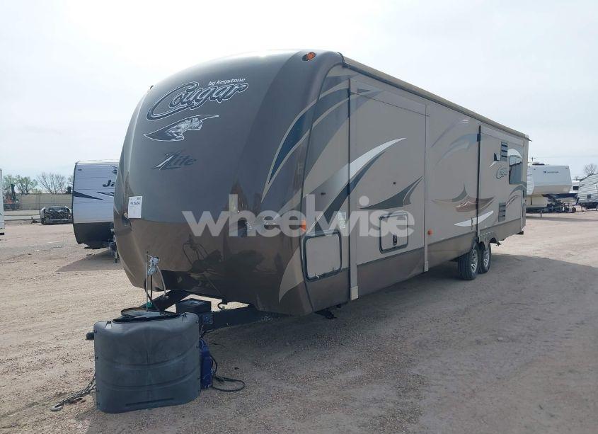 Photo 2 of 2016 Keystone Cougar (VIN 4YDT33R28GV500105)