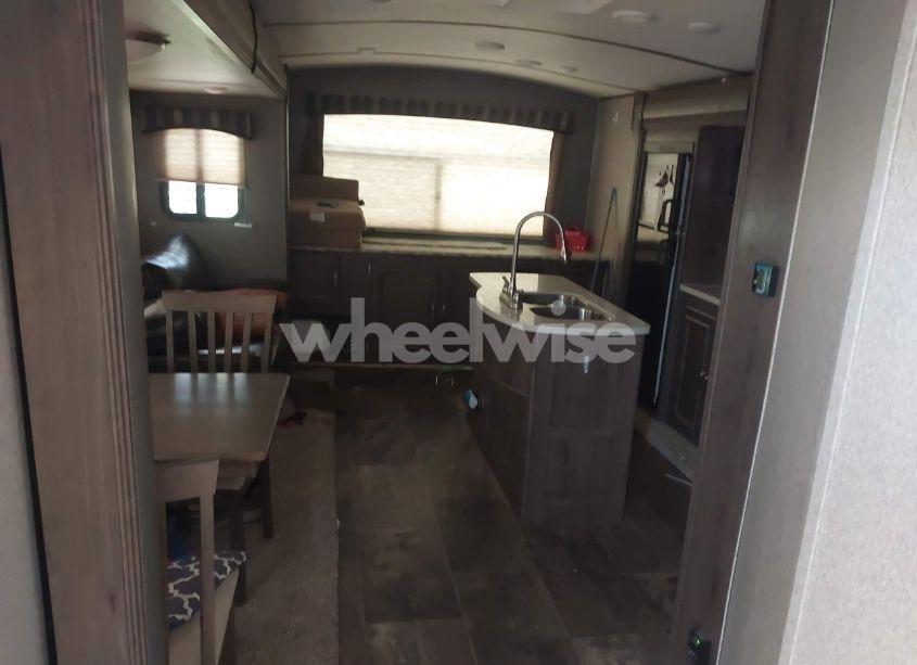 Photo 8 of 2018 Keystone Passport N/A (VIN 4YDT34M2XJK417992)