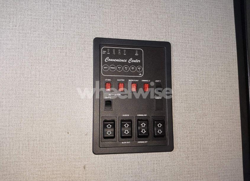 Photo 7 of 2021 Keystone Other (VIN 4YDT38F24M7253294)