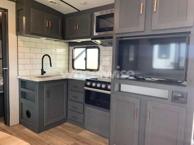 Photo 3 of 2022 KQFP BULLET - RVS CAMPER (VIN 4YDTBLL28NT431257)