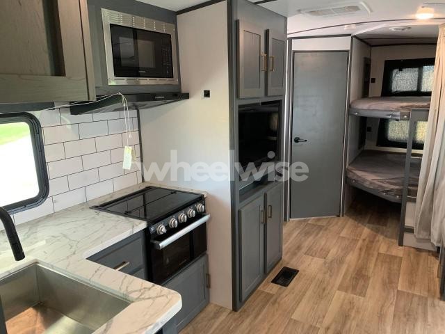 Photo 6 of 2022 KQFP BULLET - RVS CAMPER (VIN 4YDTBLL28NT431257)