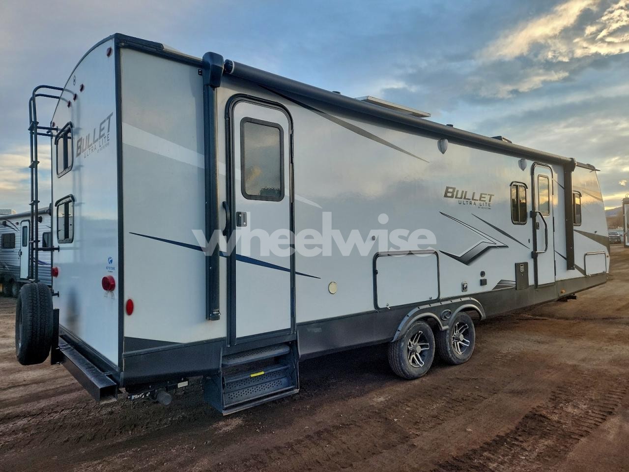 Photo 4 of 2022 KYRV BULLET (VIN 4YDTBLN22NT431557)