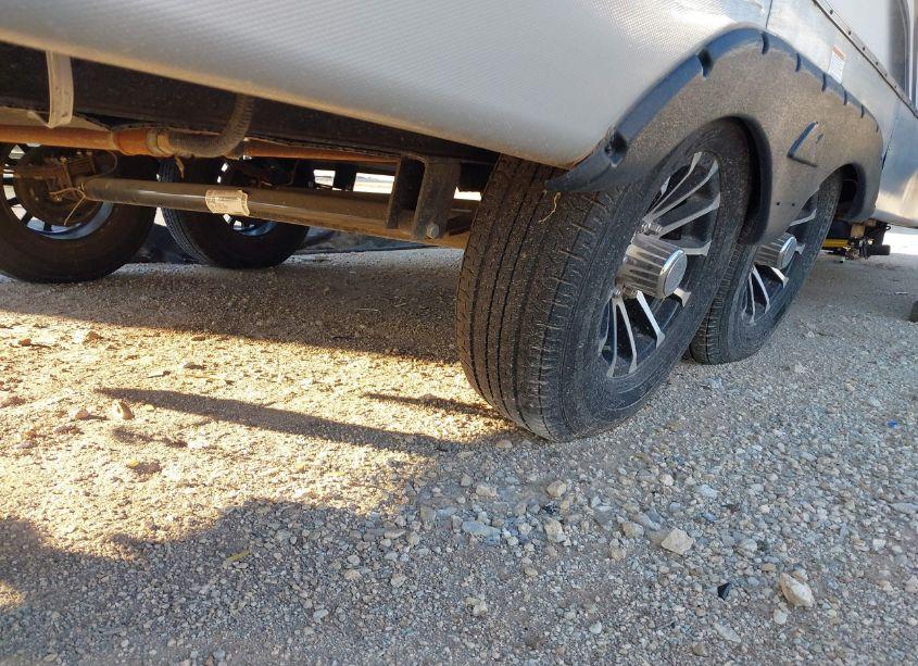 Photo 12 of 2023 Keystone Cougar CG223LS23 (VIN 4YDTCGK29PD507085)