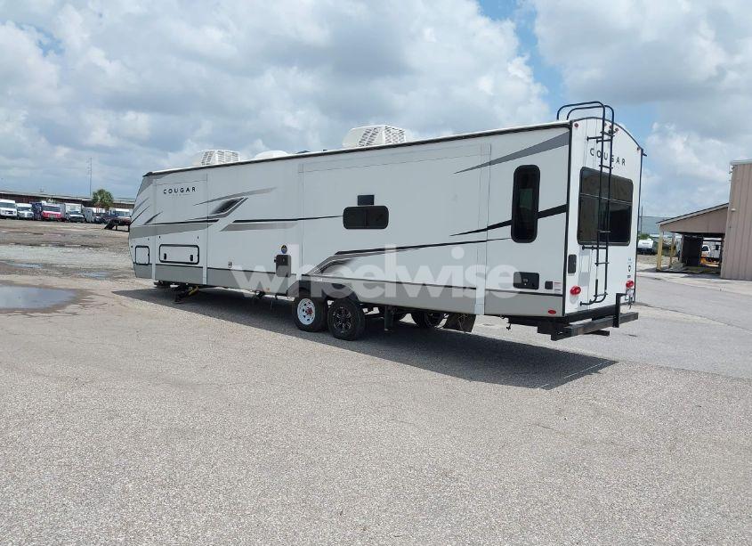 Photo 3 of 2024 Keystone Cougar N/A (VIN 4YDTCGR26RV505670)