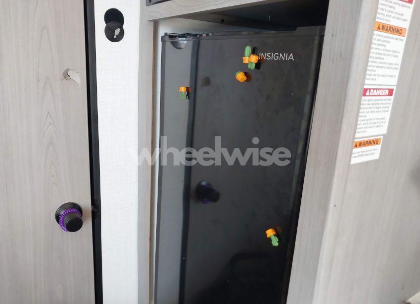 Photo 13 of 2023 Coleman Lantern 17R - 22 FOO (VIN 4YDTCMG10PH941368)