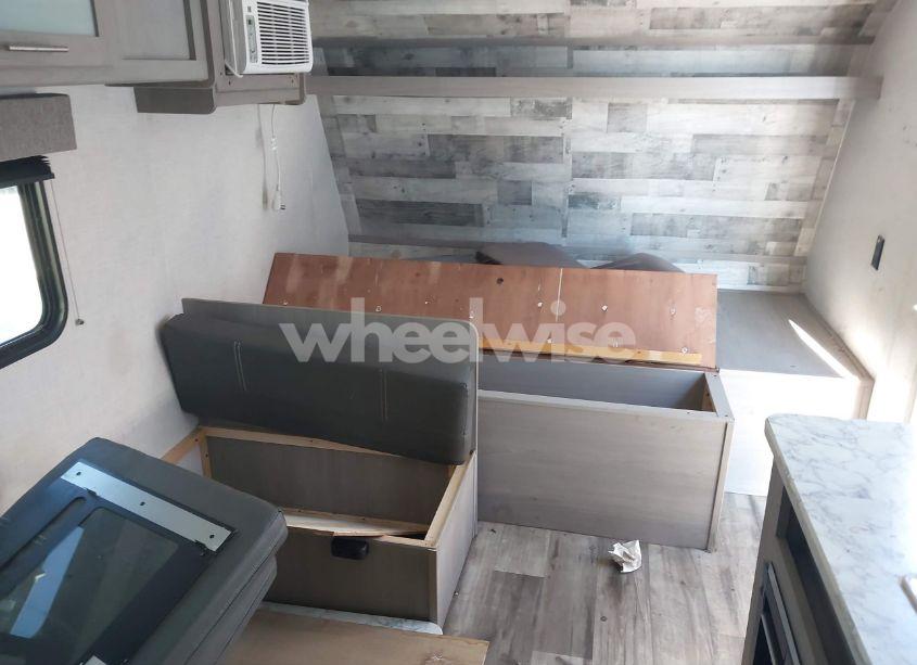 Photo 5 of 2022 Coleman Other N/A (VIN 4YDTCMG12NJ947372)