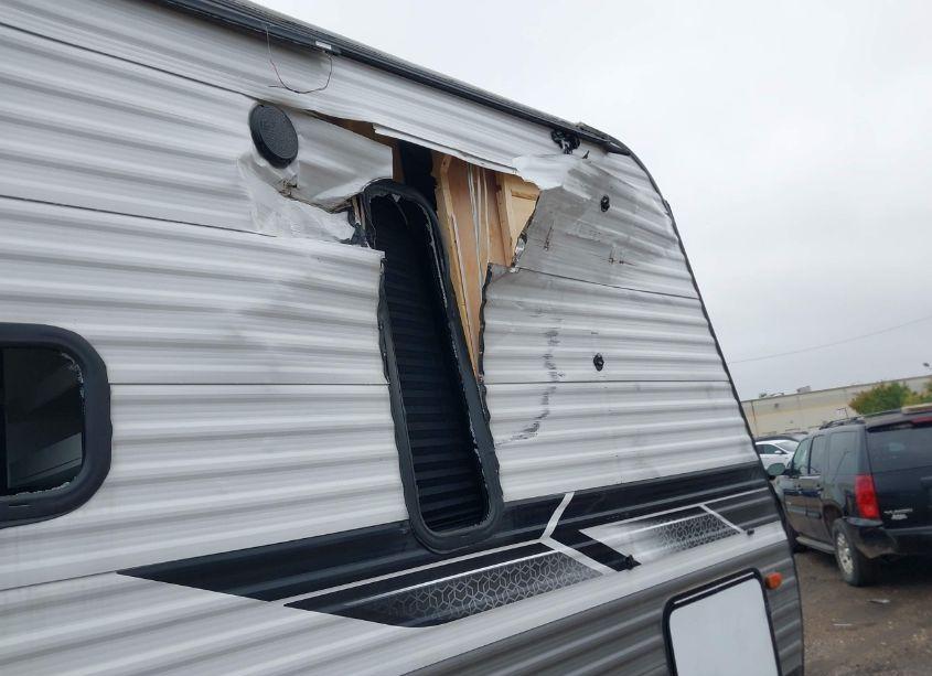 Photo 6 of 2022 Coleman Camper TRLR (VIN 4YDTCML28NH930209)