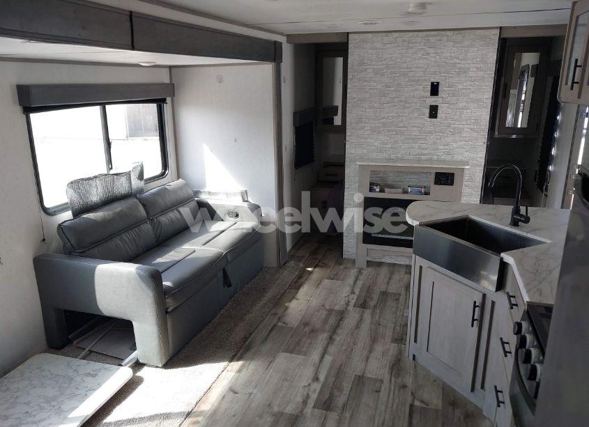 Photo 8 of 2022 Coleman Other N/A (VIN 4YDTCMM21NH933578)