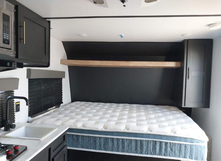 Photo 8 of 2022 Keystone Springdale MINI (VIN 4YDTSGH25NW103115)