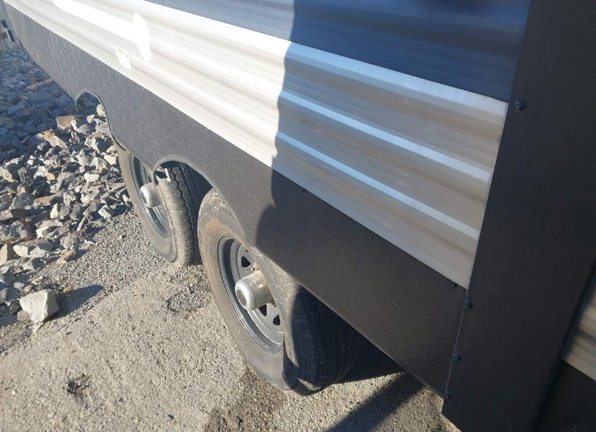 Photo 6 of 2022 Keystone Camper (VIN 4YDTZRN21NS372246)