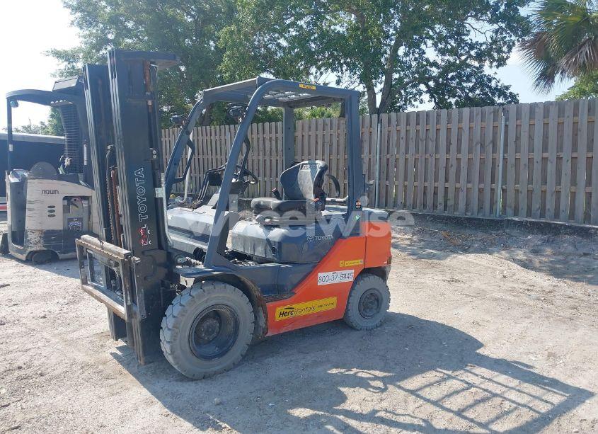 Photo 2 of 2022 Toyota 50-8fgu25 FORKLIFT (VIN 508FGU2513569)