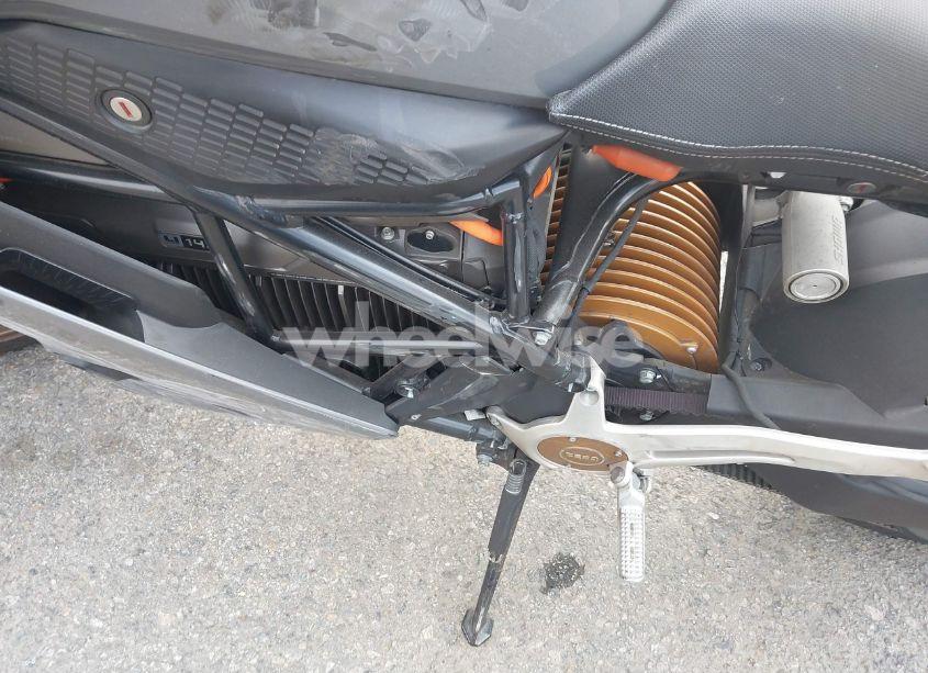 Photo 9 of 2021 Zero Motorcycles INC SR/S (VIN 538ZFBZ71MCL17945)