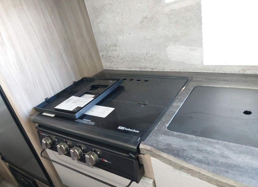 Photo 6 of 2021 Winnebago Other N/A (VIN 54CTM2G21M3053654)