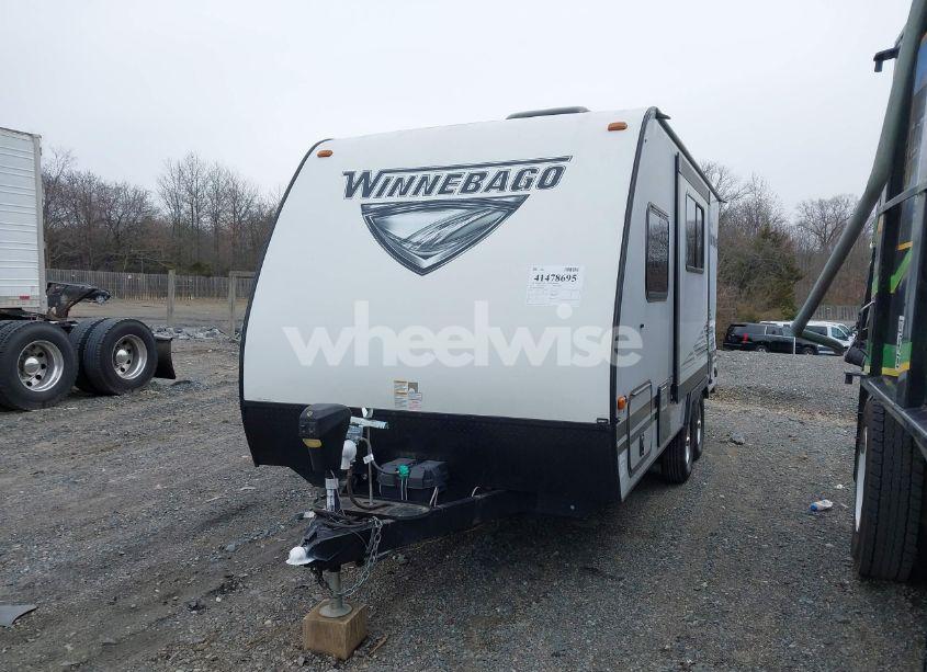 Photo 2 of 2019 Winnebago Micro MINI (VIN 54CTM2G29K3044620)