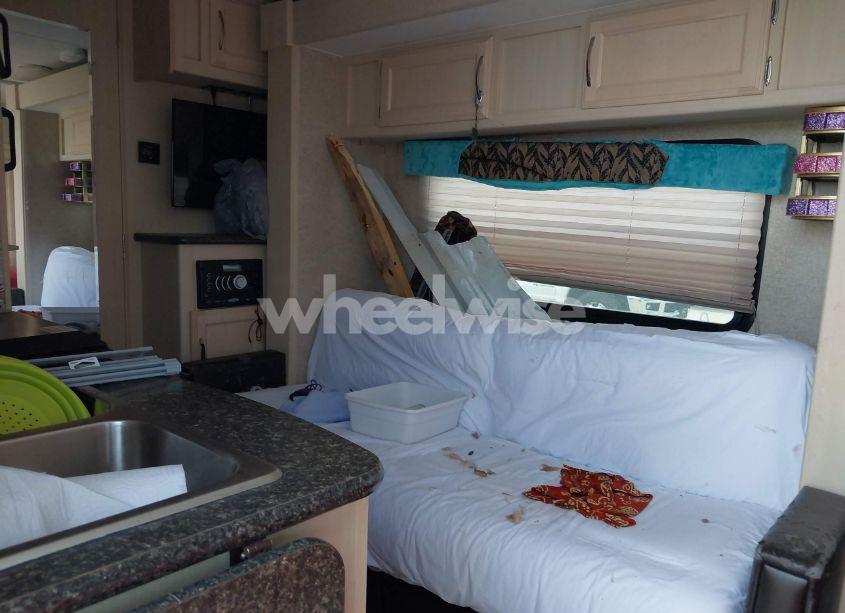 Photo 5 of 2017 Winnebago Micro MINNIE (VIN 54CTM2J25H3032272)