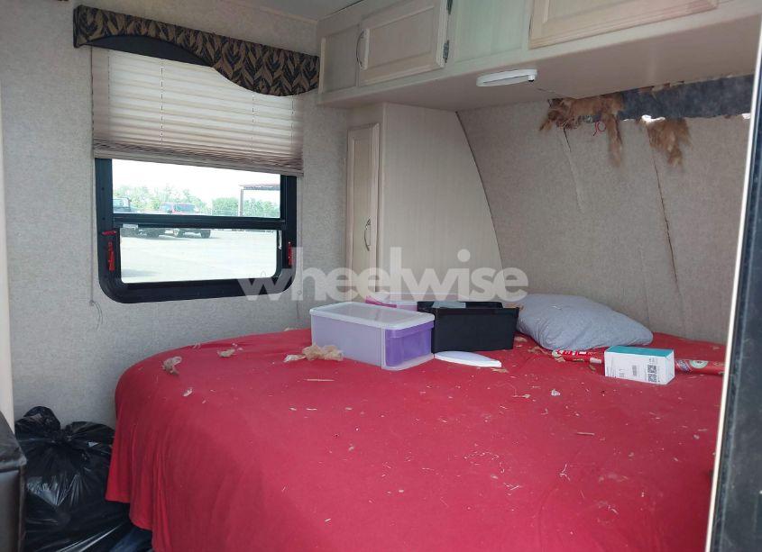 Photo 8 of 2017 Winnebago Micro MINNIE (VIN 54CTM2J25H3032272)