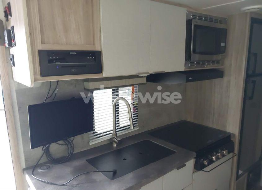 Photo 10 of 2021 Winnebago Micro MINNIE (VIN 54CTM2J25M3056730)