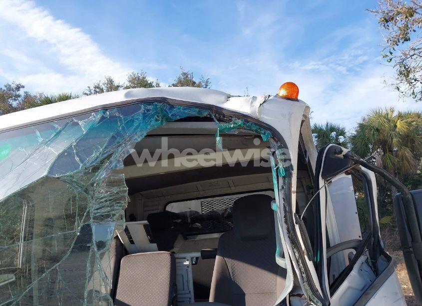 Photo 19 of 2015 Isuzu Npr HD CREW (VIN 54DC4J1B0FS805481)