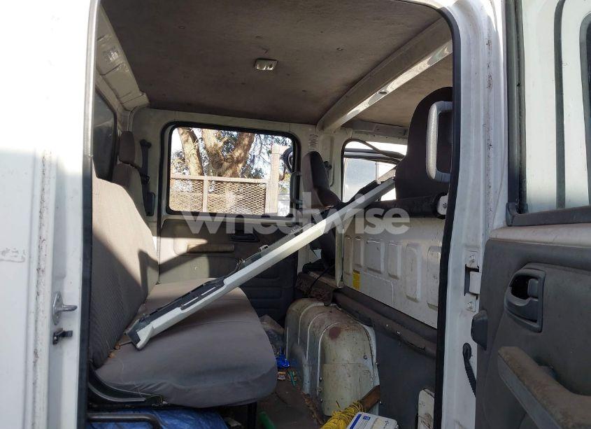 Photo 7 of 2015 Isuzu Npr HD CREW (VIN 54DC4J1B0FS805481)