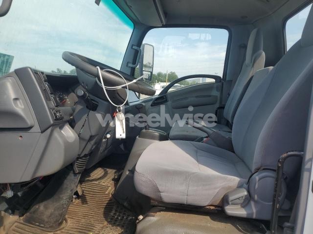 2018 ISUZU NPR HD N/A (VIN 54DC4W1B5JS805059) main photo