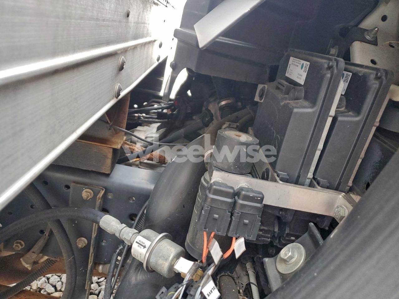 Photo 7 of 2021 ISUZU NPR HD BOX TRUCK (VIN 54DC4W1D9MS204324)