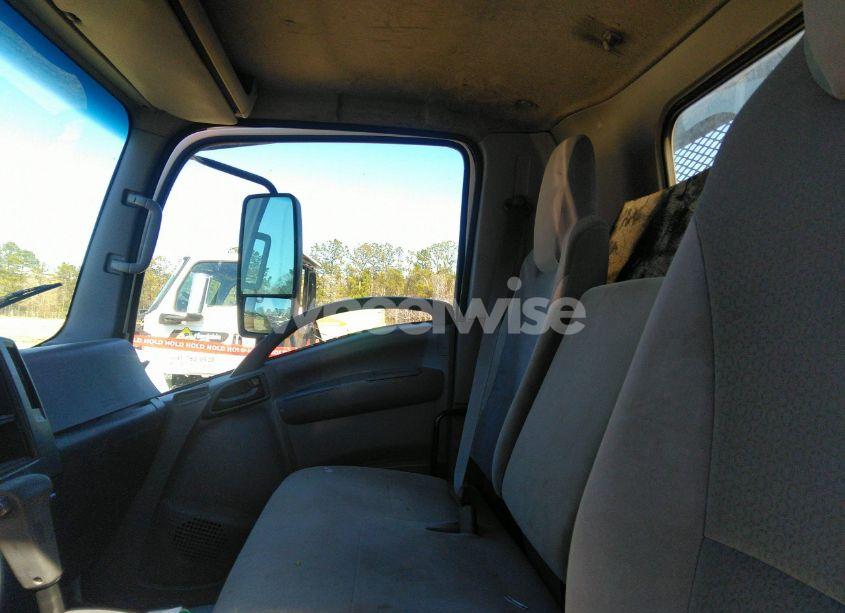 Photo 6 of 2019 Chevrolet 4500 LCF GAS (VIN 54DCDW1B5KS810893)