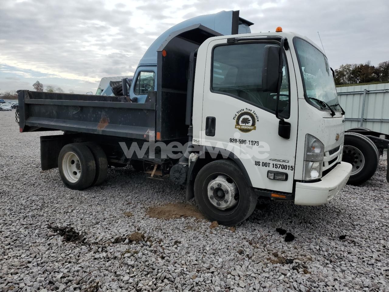 Photo 4 of 2019 CHEVROLET 4500 (VIN 54DCDW1B6KS811664)